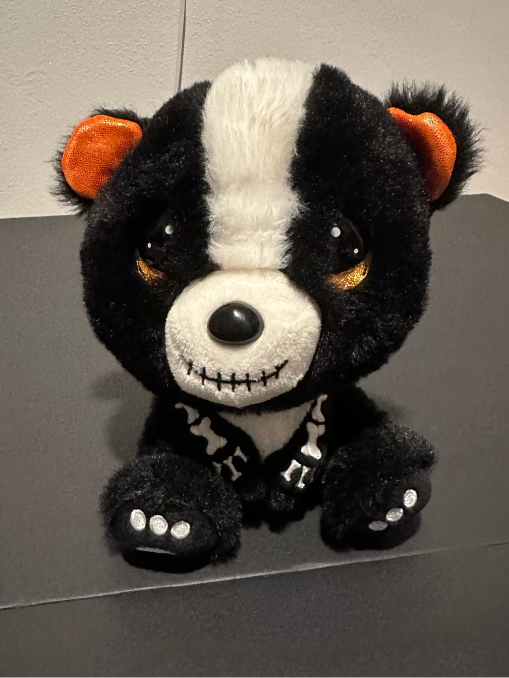 Precious Moments 2023 Cutie Pettitudes Halloween Skunk Plush Skeleton- Bones